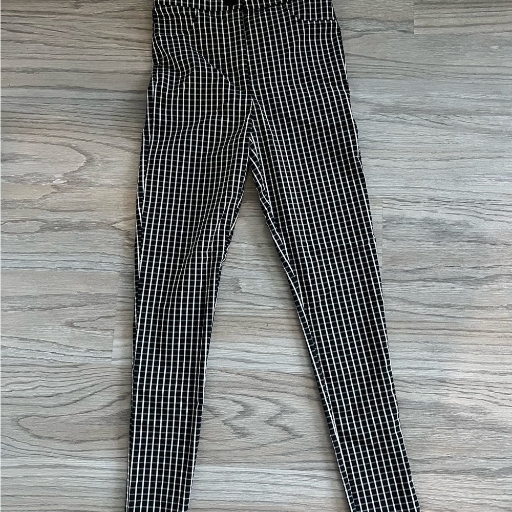 Zara Black and White Checkered Leggings